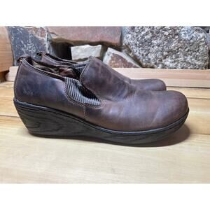 BOC born concept women's leather slip on clog/shoes. Size 11M